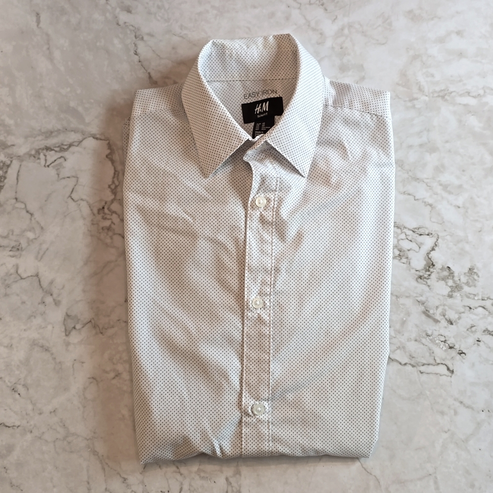 H&M Men's XS Slim Fit white button down with tiny black polka dots